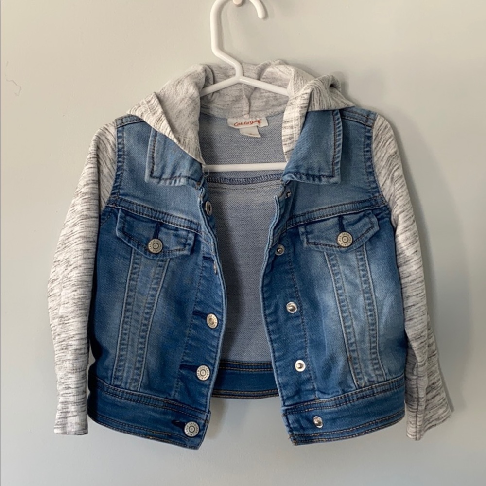 Adorable jean jacket with cat ear hood 😻